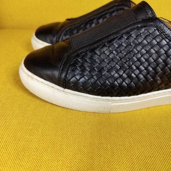 TRASK Lacy Women's Slip On Weaved Leather Black Sneaker Mule Size 7.5M - Picture 3 of 9
